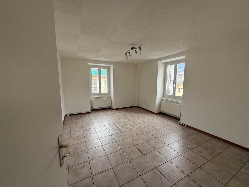 Magnifique appartement rénové à Chippis ! 1ER LOYER NET OFFERT ! - 1