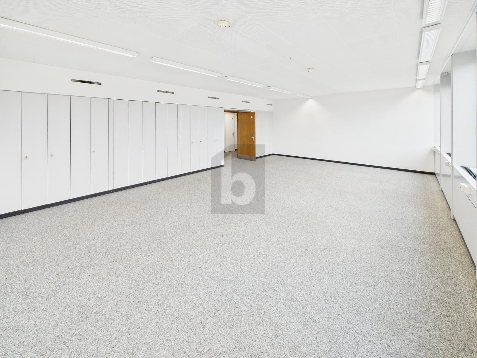 MODERNER ARBEITSPLATZ AN TOPLAGE BÜRO 4.18 - 0