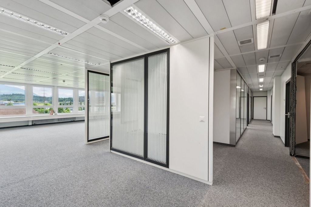 "Attraktiver Büroraum in Rotkreuz" - 2