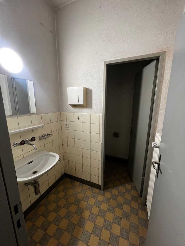Grosszügiges Ladenlokal in der Churer Altstadt - 9