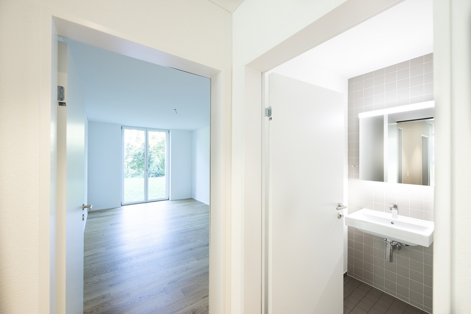 SOMMERAKTION - 1 Monat GRATIS - ERSTVERMIETUNG BAHNWEID in Deitingen  HOCHWERTIGES WOHNEN IN MODERNER ARCHITEKTUR - 1