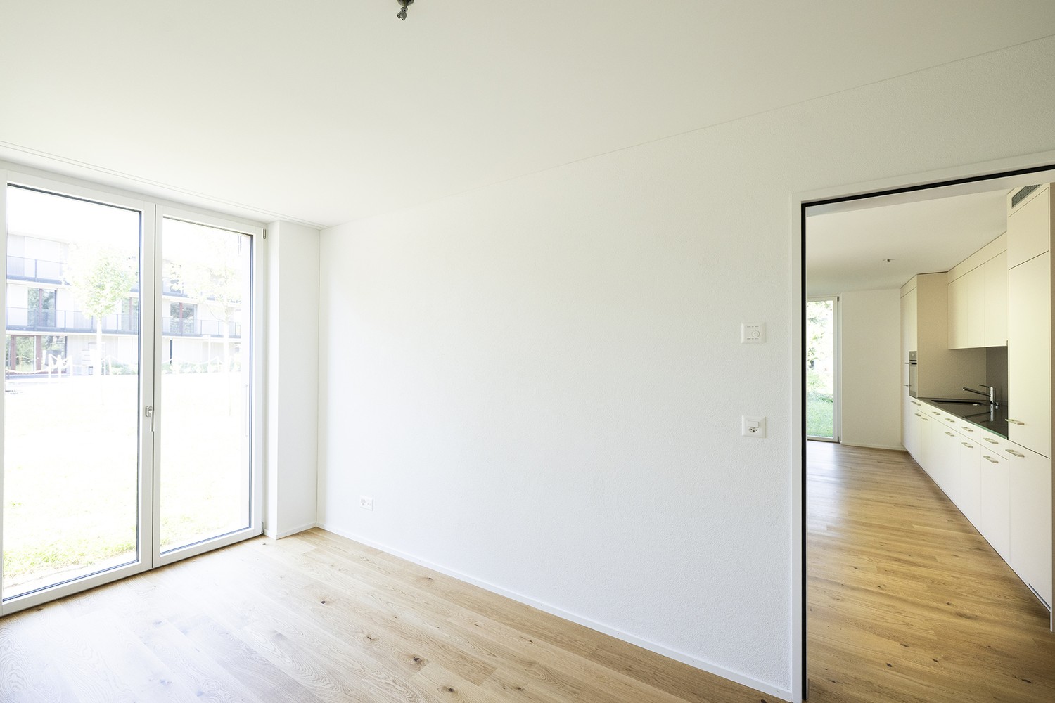SOMMERAKTION - 1 Monat GRATIS - ERSTVERMIETUNG BAHNWEID in Deitingen  HOCHWERTIGES WOHNEN IN MODERNER ARCHITEKTUR - 2