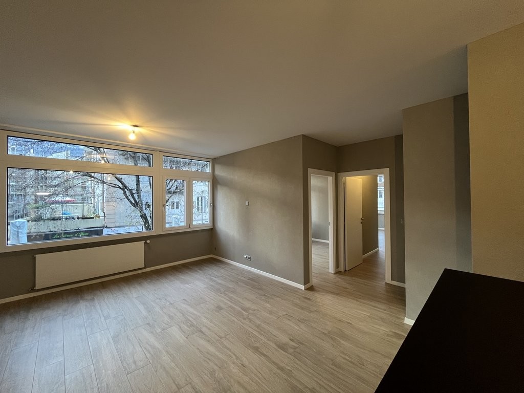 A LOUER - NEUF - Appartement de 3 pièces en plein centre de Sion - 1