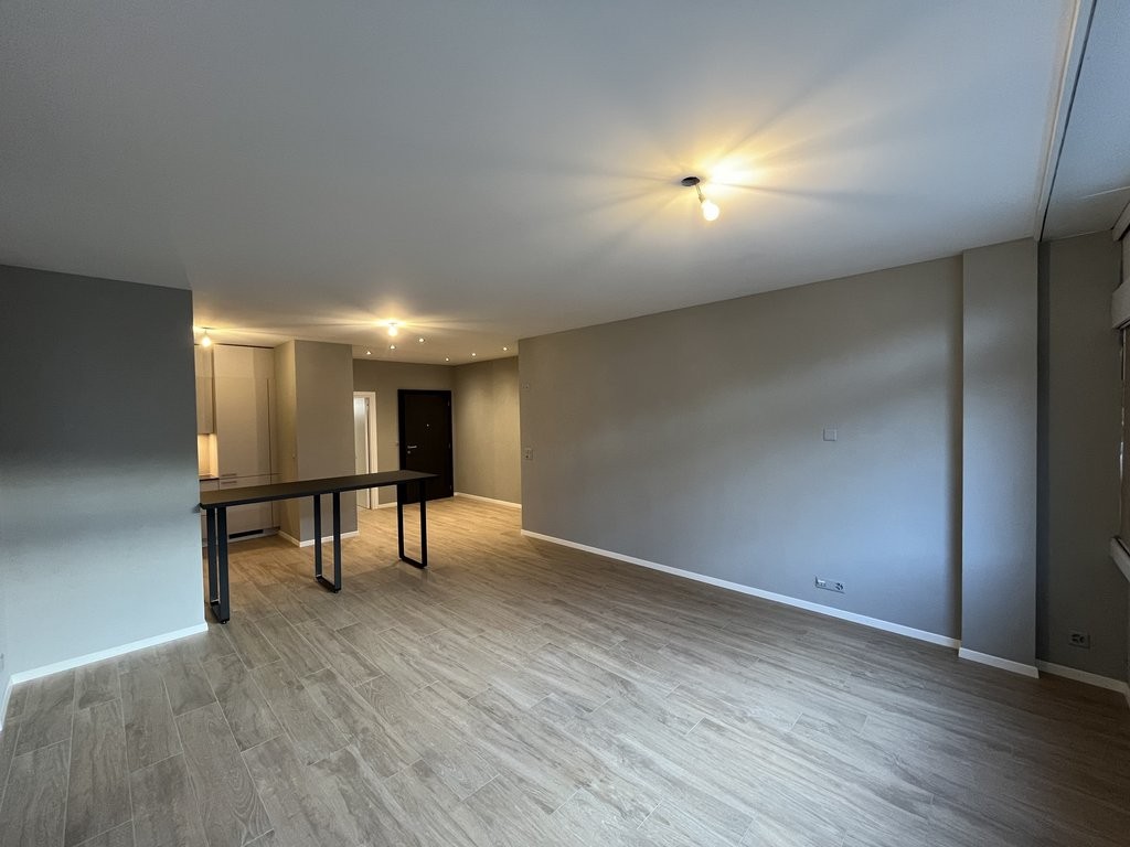 A LOUER - NEUF - Appartement de 3 pièces en plein centre de Sion - 3