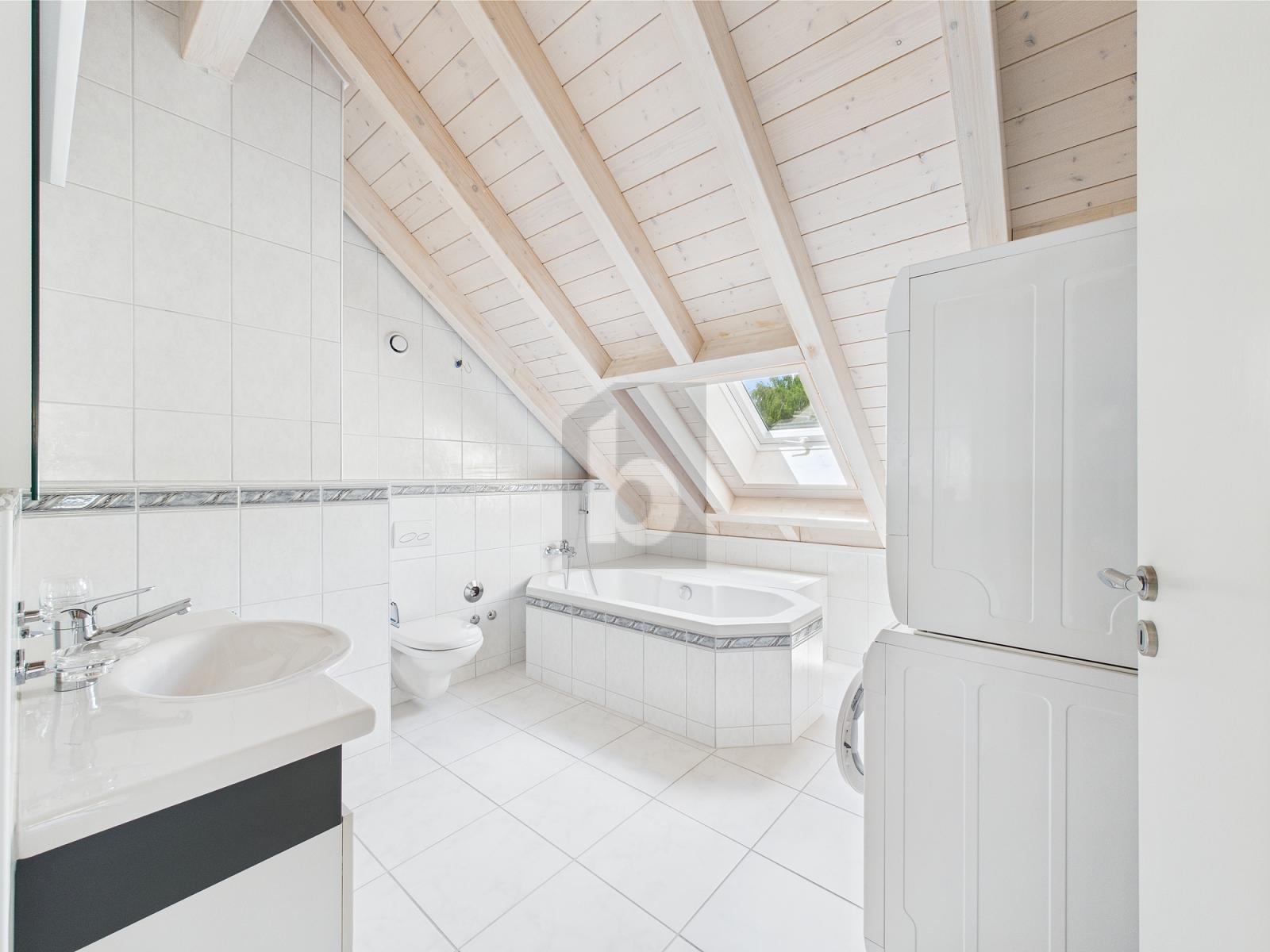 BIJOU MIT SAUNA UND FITNESSRAUM ZUR MITBENUTZUNG - 3