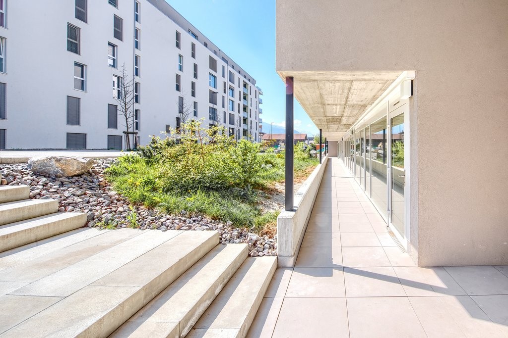 Locaux commerciaux de 80 m2 à louer de suite ou à convenir - 3