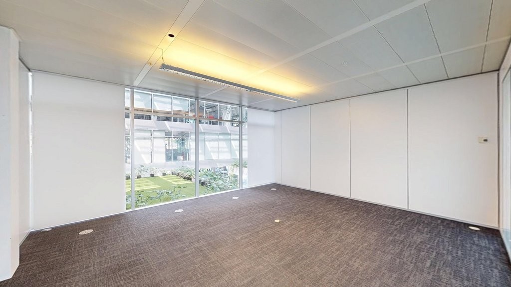 Bureau moderne dans un quartier en plein essor ! - 4