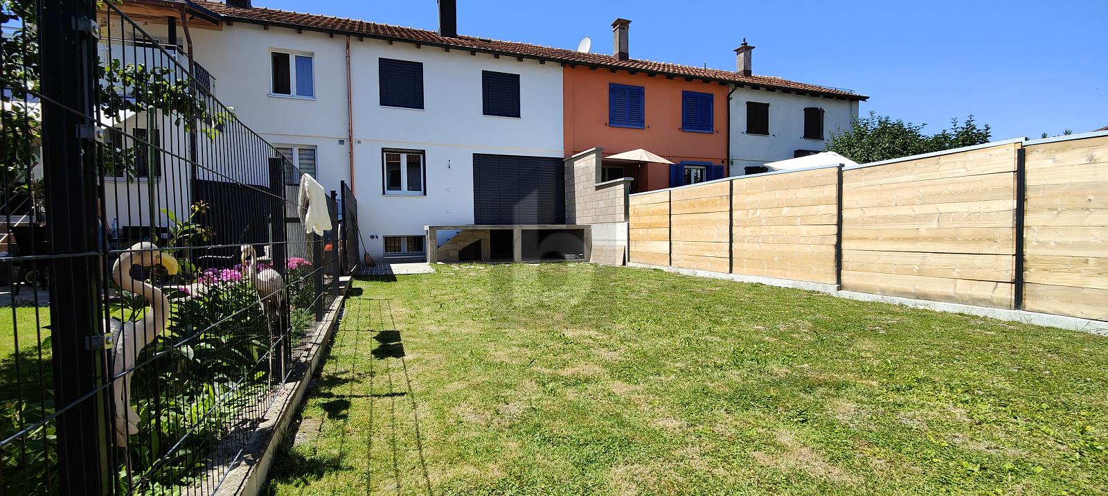 TOP MODERN AN FAMILIENFREUNDLICHER LAGE - 0