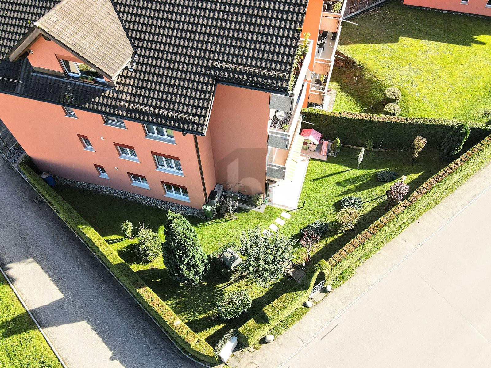IDYLLISCHE GARTENANLAGE UND MODERNE AUSSTATTUNG - 0