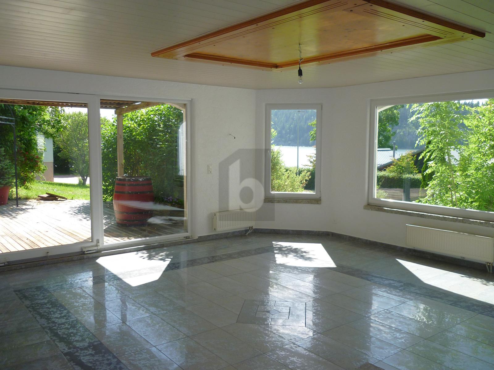 VUE IMPRENABLE SUR LE LAC DE JOUX ! - 2