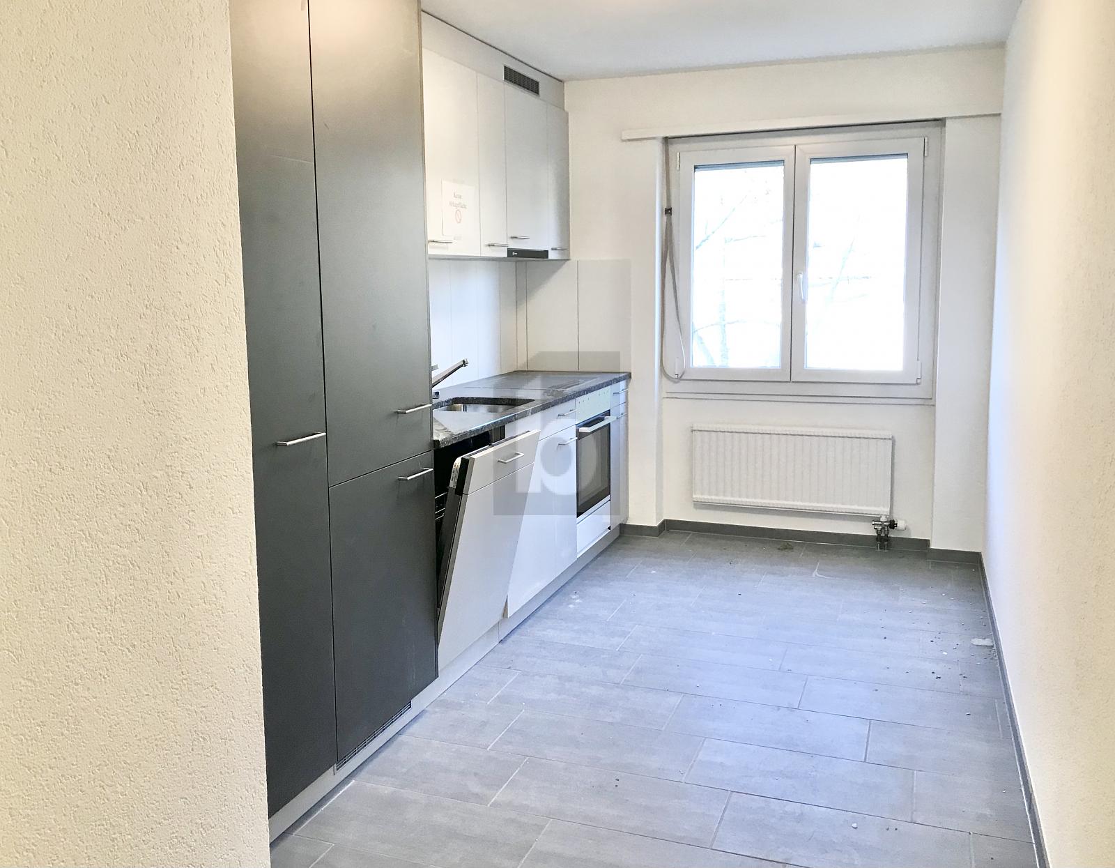 GROSSZÜGIG, ZENTRAL, MIT BALKON - 1