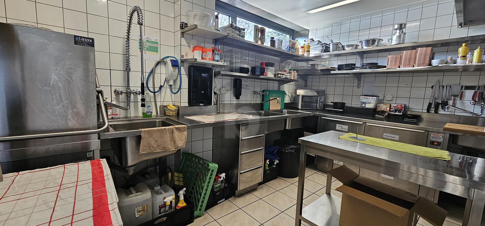 RESTAURANT BIEN SITUÉ AU CENTRE MIGROS - 3