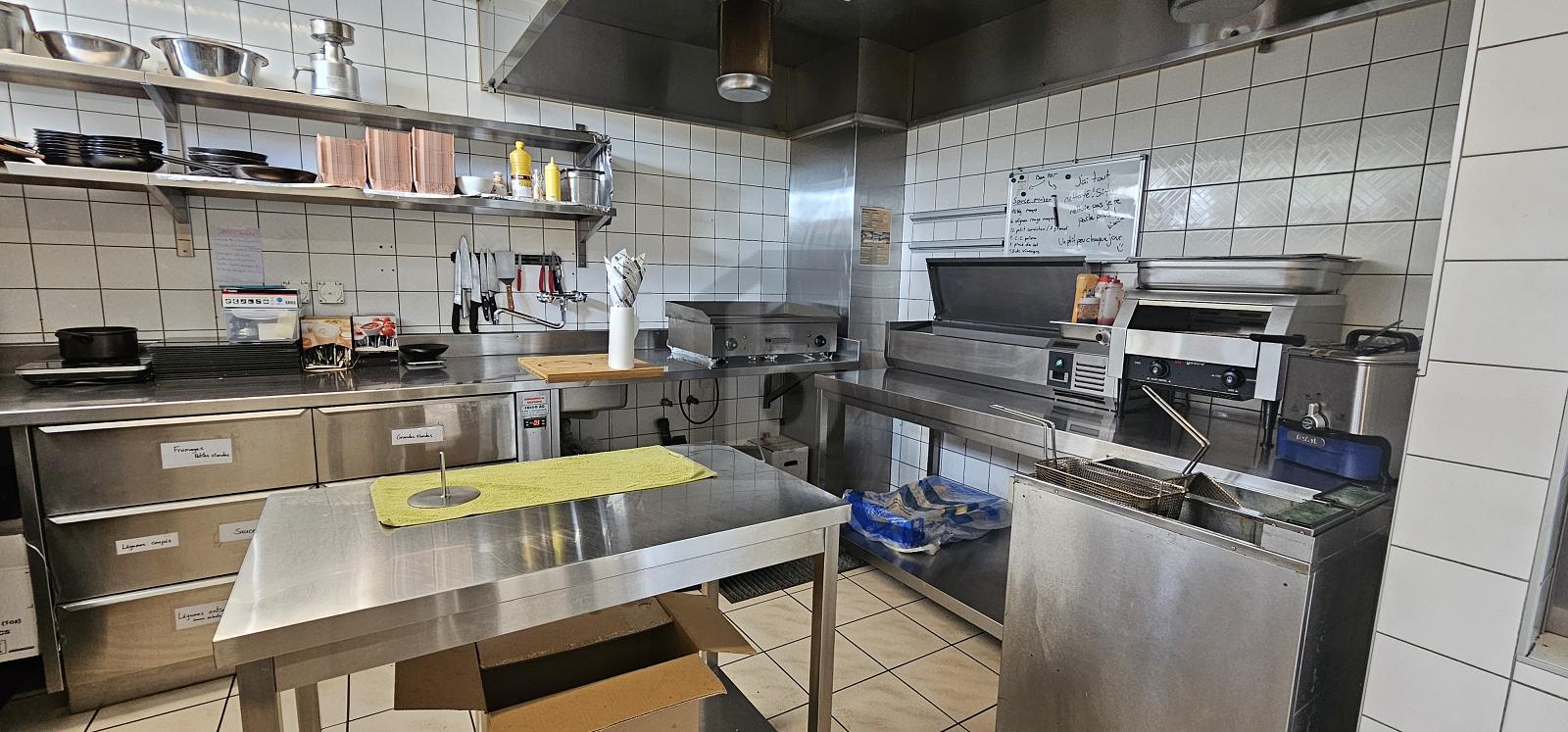 RESTAURANT BIEN SITUÉ AU CENTRE MIGROS - 4