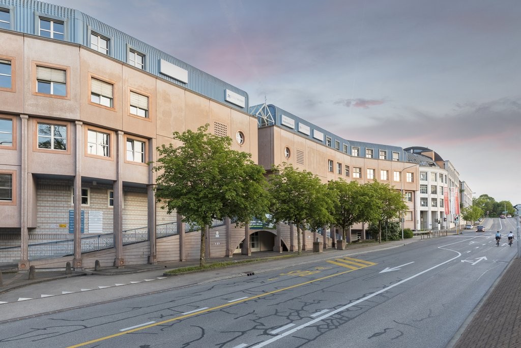 SUPERBES BUREAUX A DEUX PAS DE LA GARE ! - 0