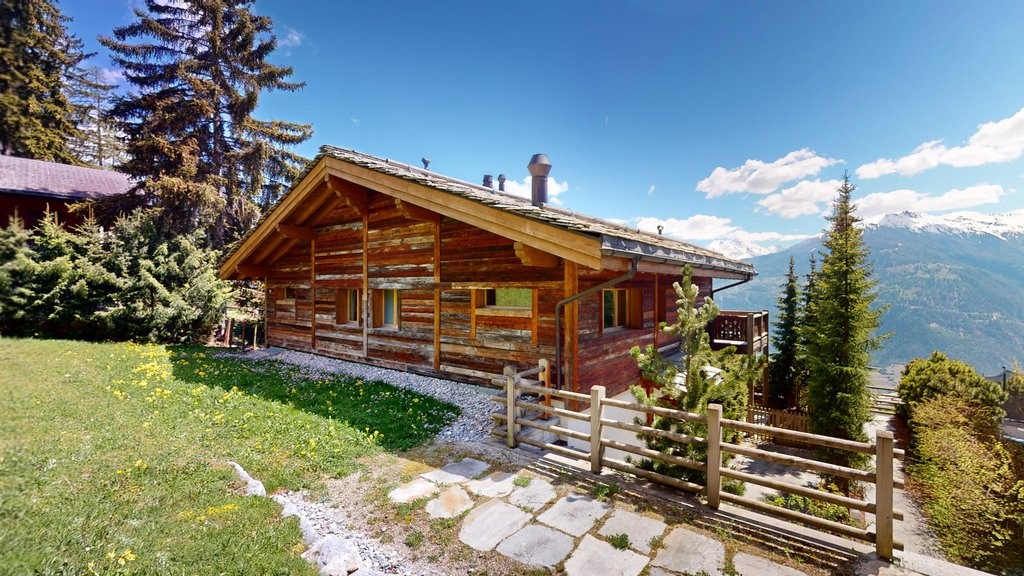 Crans - Chalet de haut standing avec vue imprenable sur les Alpes - 0