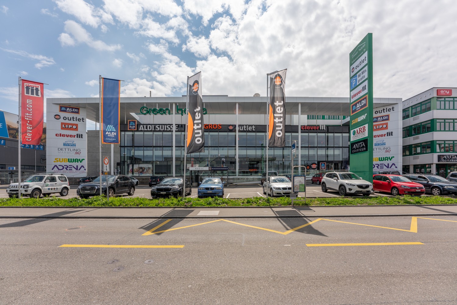 GREEN HOUSE Dietlikon: Top Retailfläche in bester Lage - 0