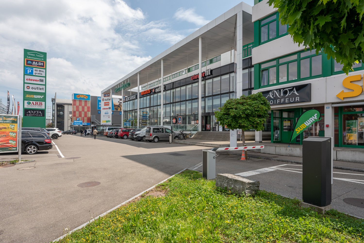 GREEN HOUSE Dietlikon: Top Retailfläche in bester Lage - 3