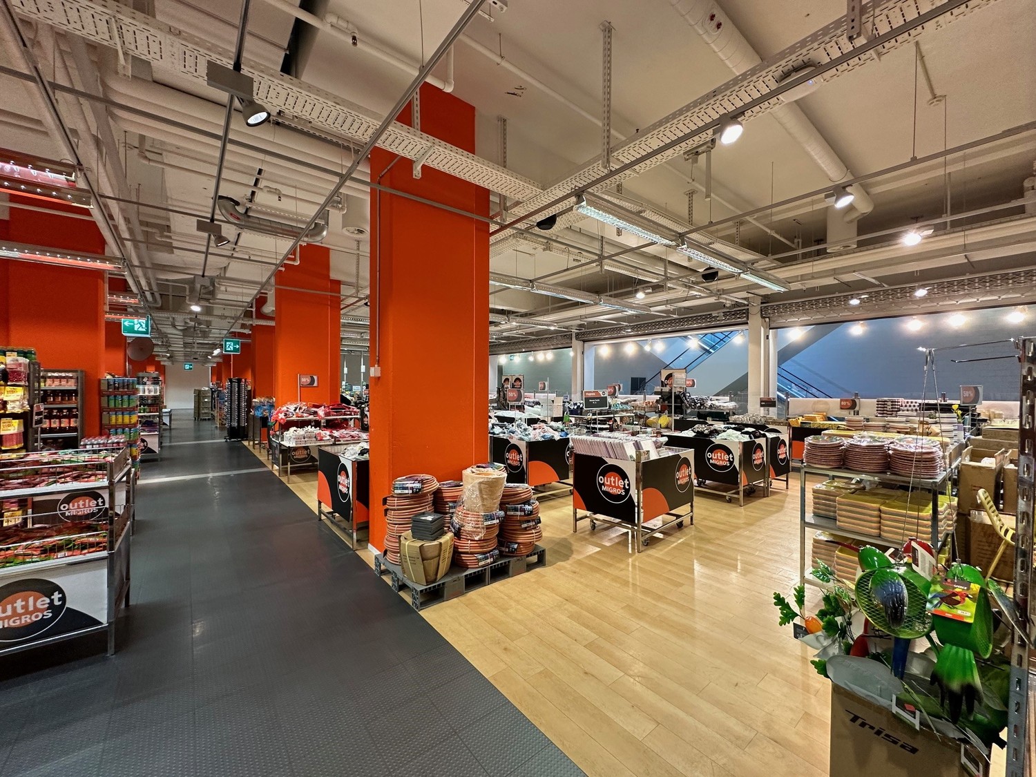 GREEN HOUSE Dietlikon: Top Retailfläche in bester Lage - 5