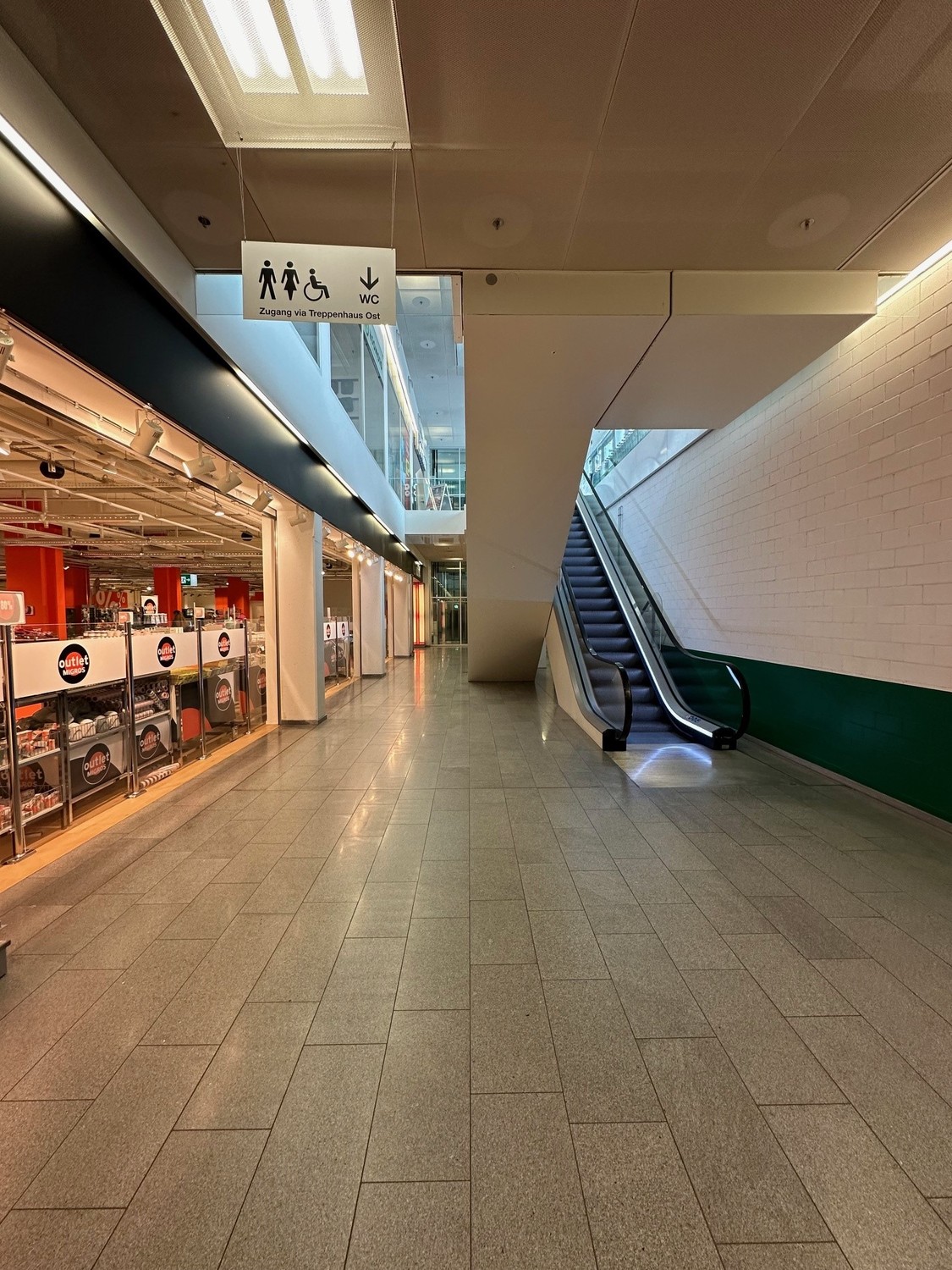 GREEN HOUSE Dietlikon: Top Retailfläche in bester Lage - 7