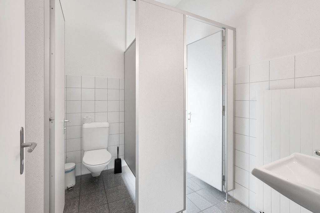 Praxis- oder Bürofläche an zentraler Lage - ca. 170 m2 - 10