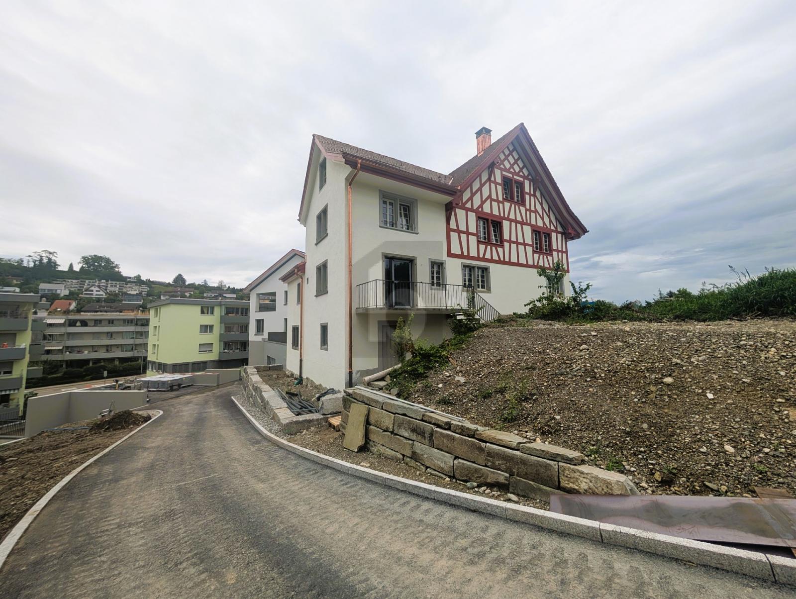 ALTBAU MIT MODERNER ARCHITEKTUR - 2