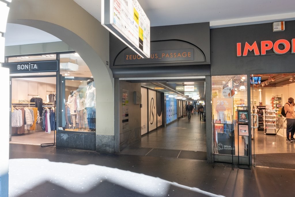Lagerfläche inmitten der Stadt Bern - 2