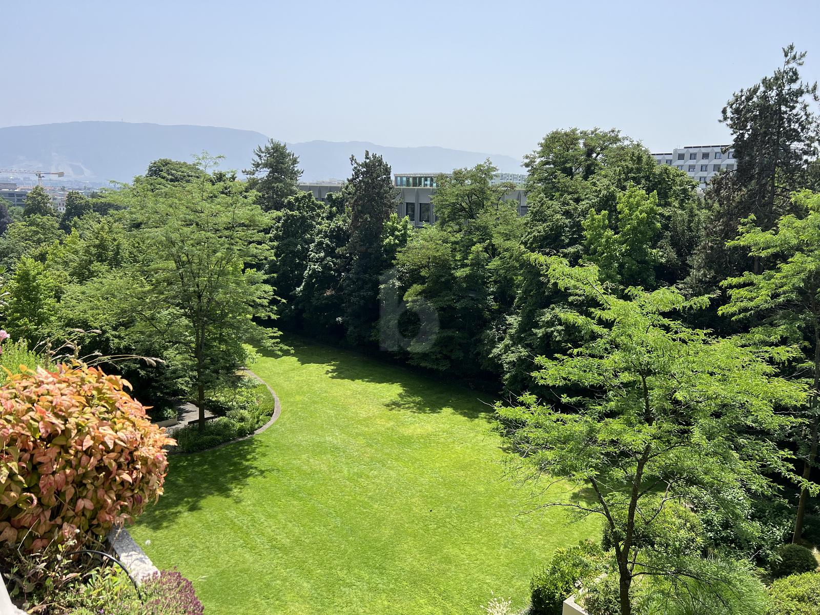 AU COEUR D'UN PARC VERDOYANT SANS VIS-À-VIS - 0
