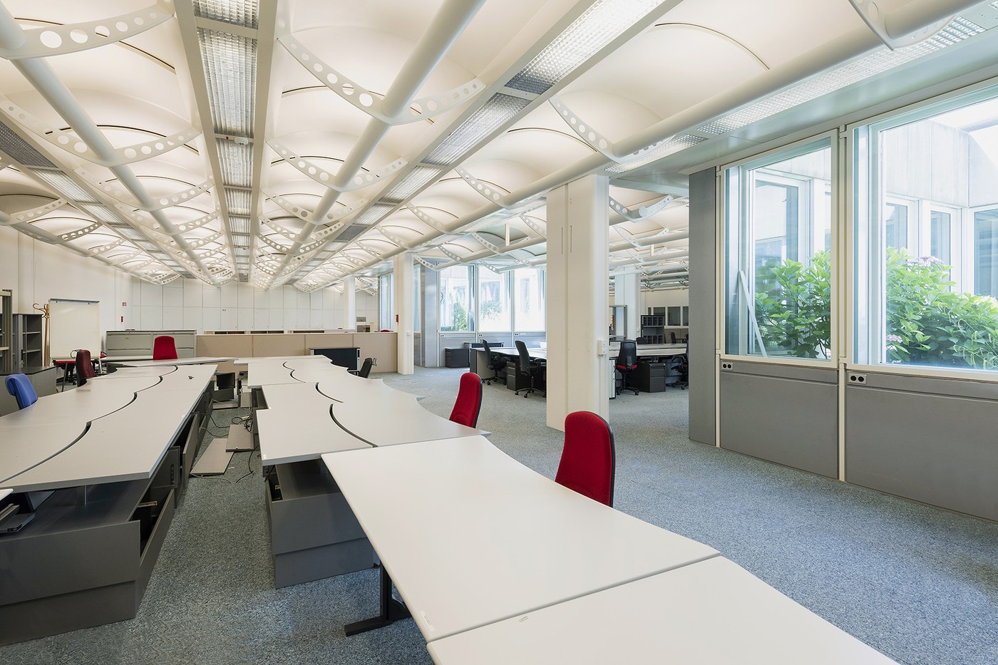 «OH!FFICE» - Ihr neuer Workspace zur Zwischennutzung am Basler Aeschenplatz - 1