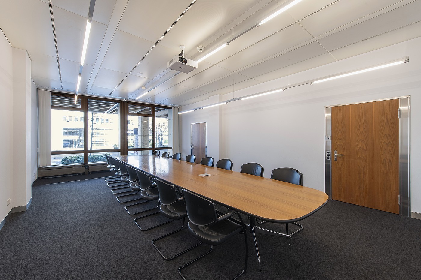 «OH!FFICE» - Ihr neuer Workspace zur Zwischennutzung am Basler Aeschenplatz - 11