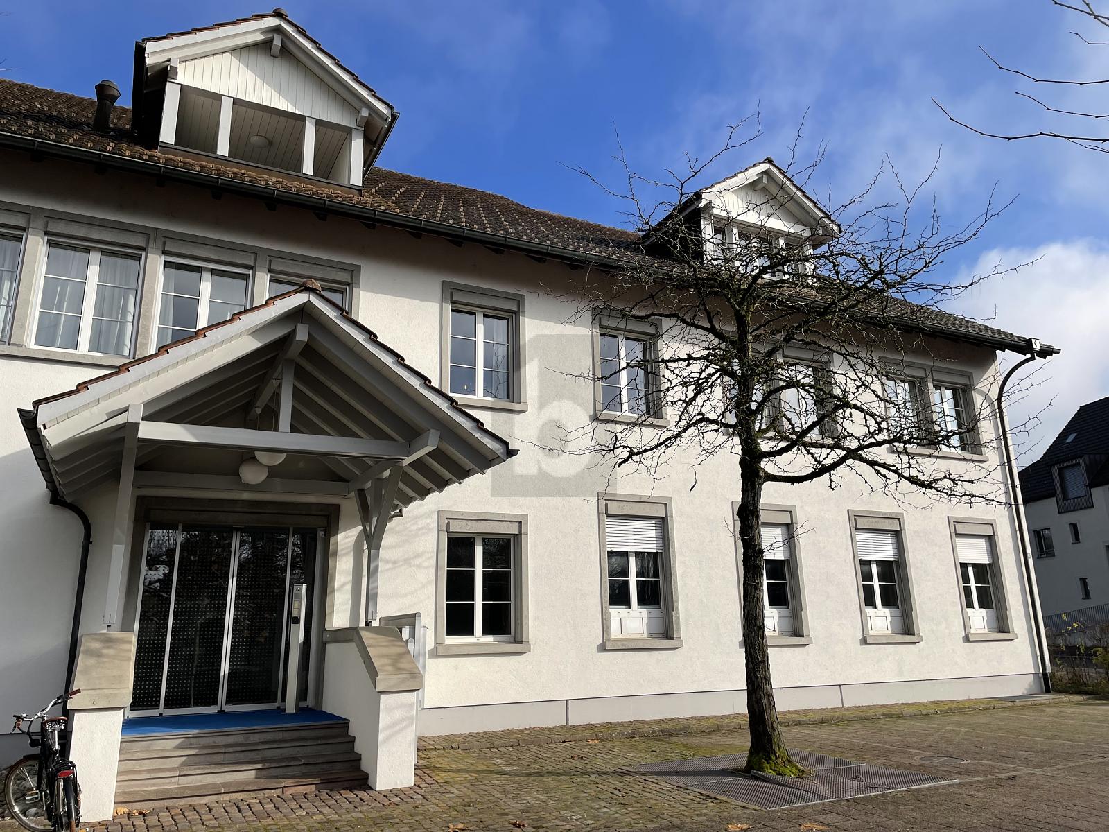 BÜRO ODER ATELIER INKL. NEBENKOSTEN - 0