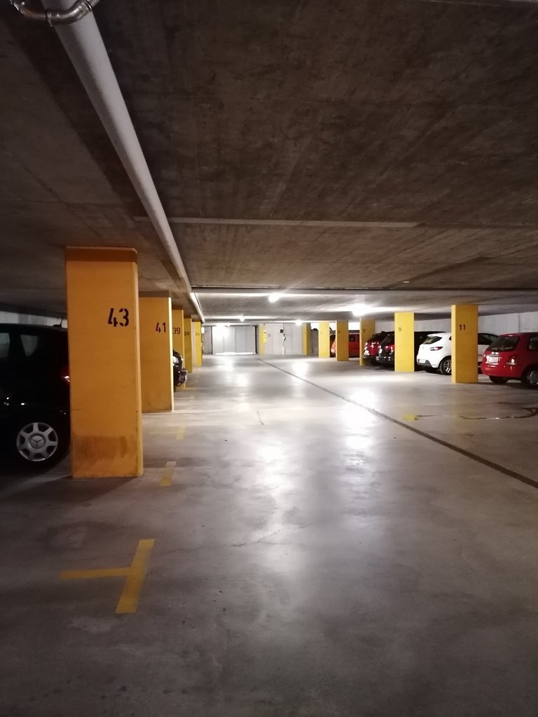 Suchen Sie eine Parkmöglichkeit? - 2