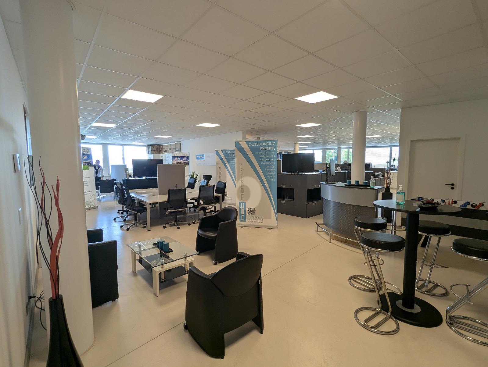 MODERN UND ATTRAKTIV MIT SEESICHT - 1