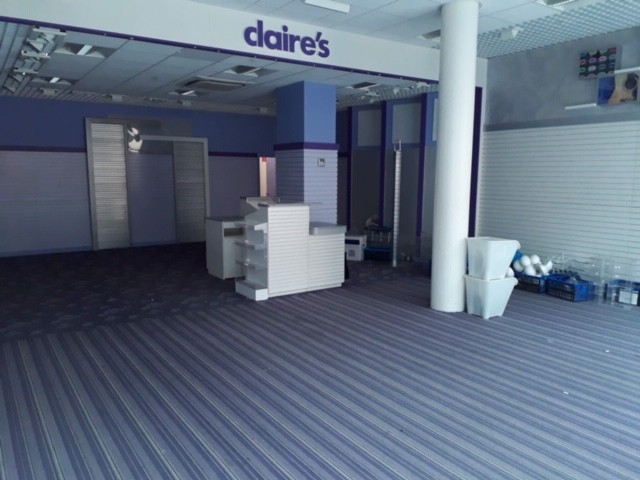 surface de 166 m2 dans le centre commercial Lancy Centre - 5