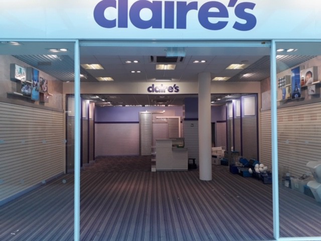 surface de 166 m2 dans le centre commercial Lancy Centre - 7