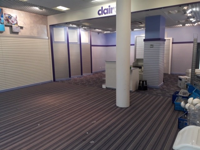 surface de 166 m2 dans le centre commercial Lancy Centre - 8