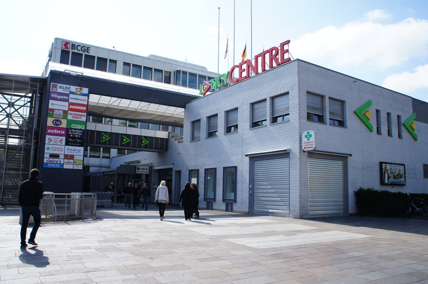 surface de 450m2 dans le centre commercial Lancy Centre - 0