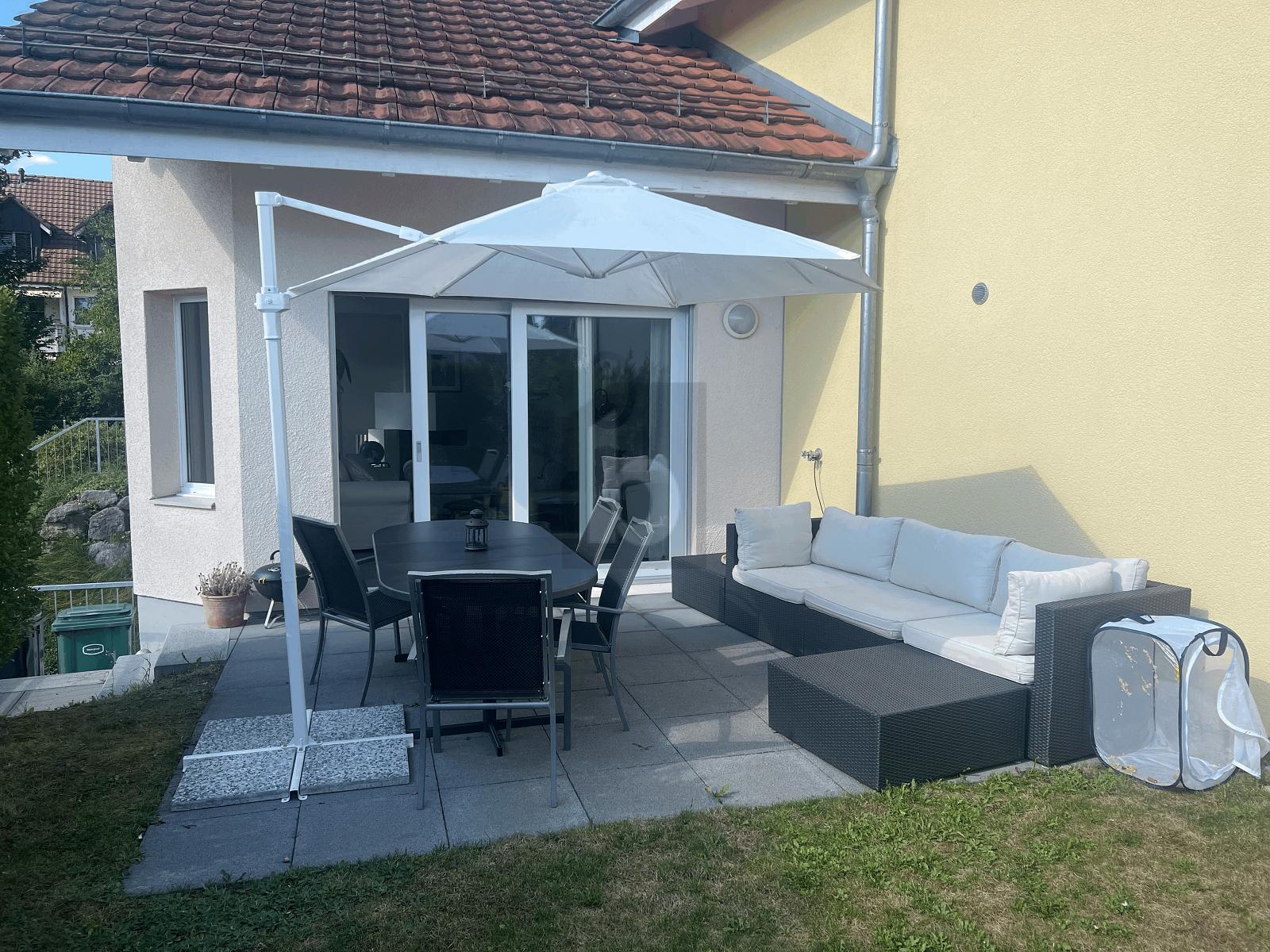 ELEGANT UND GROSS MIT VIEL PLATZ - 2