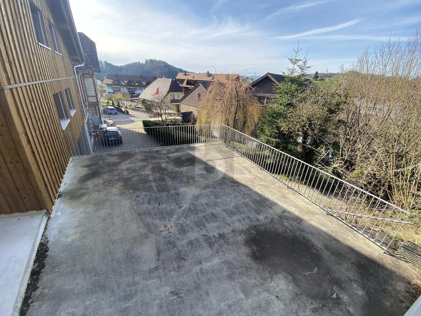 SONNIGE TERRASSE FÜR HÖCHSTE ANSPRÜCHE - 0