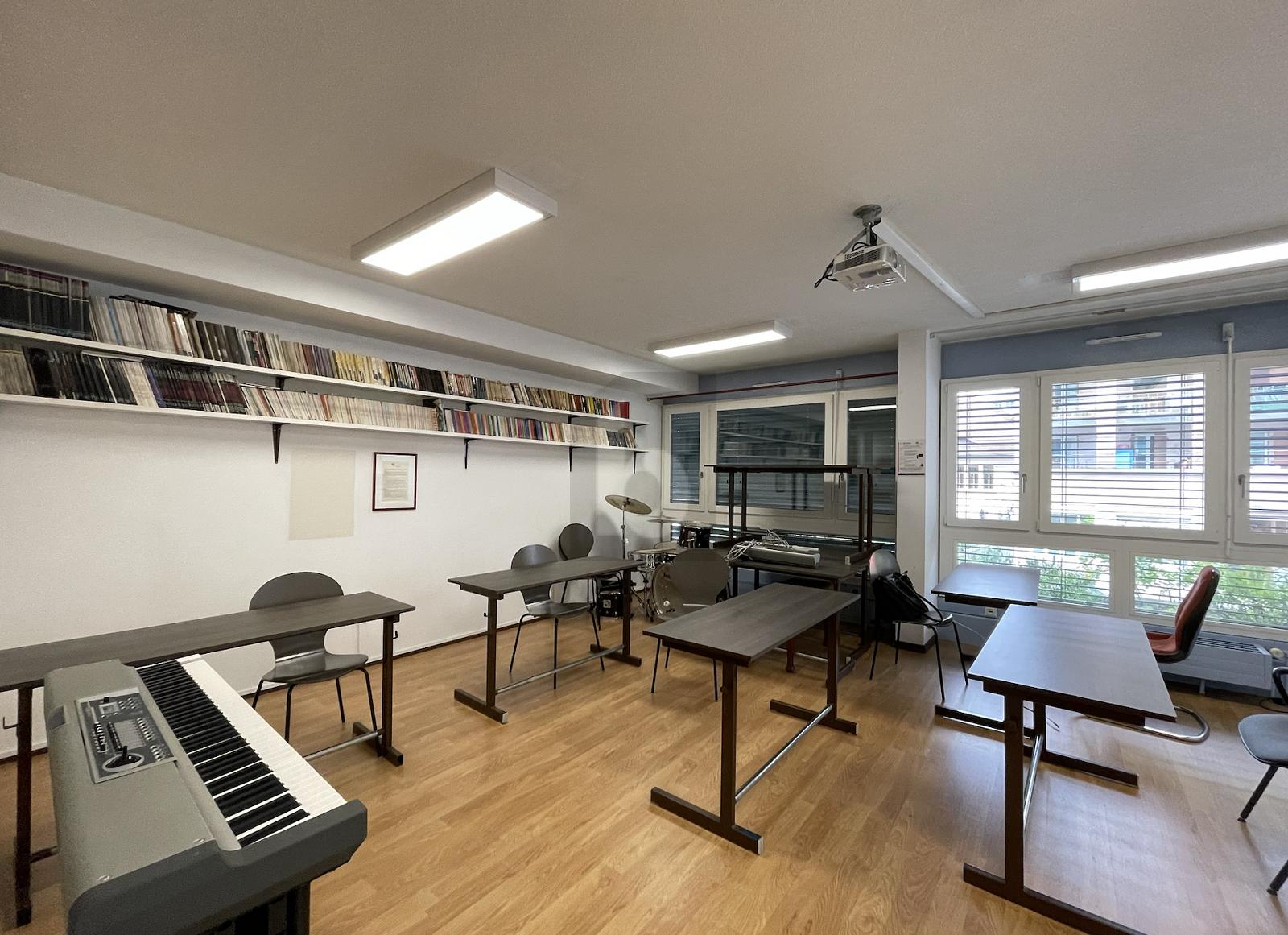 ESPACE EDUCATIF ET CONVIVIAL - 1