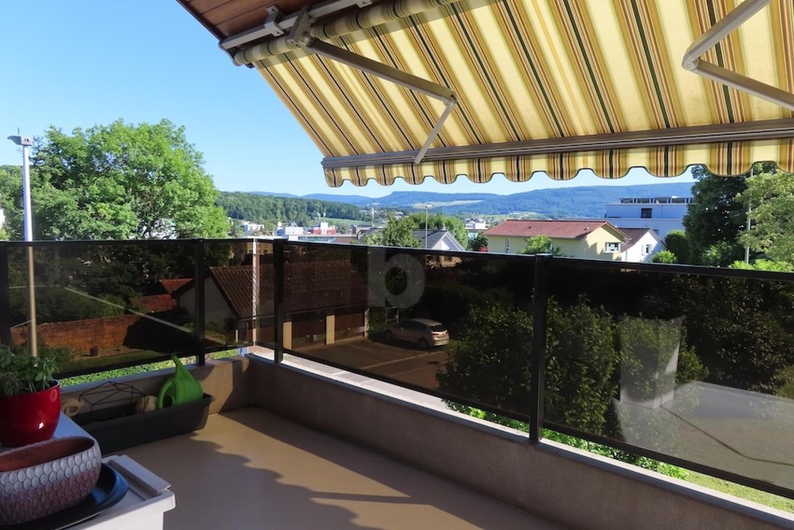 ZWEISTÖCKIG MIT NEUEM DACH UND GROSSEM GARTEN - 4