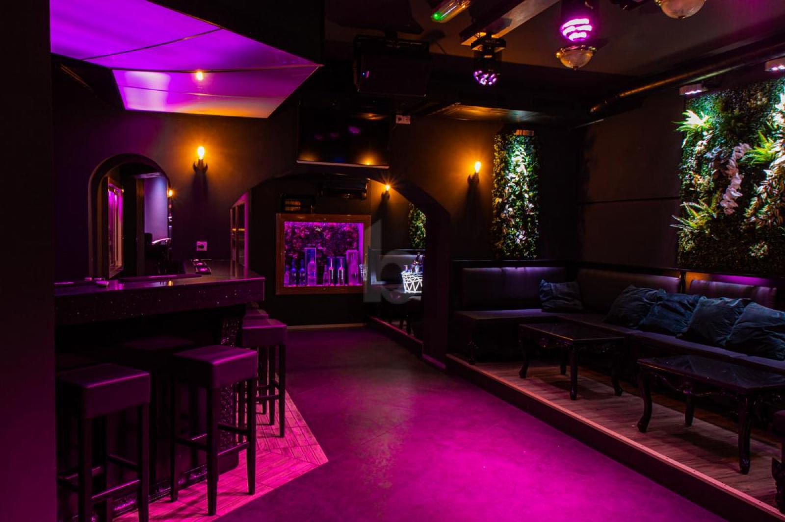 TRAUMHAFTER CLUB IN BESTER INNENSTADTLAGE - 3