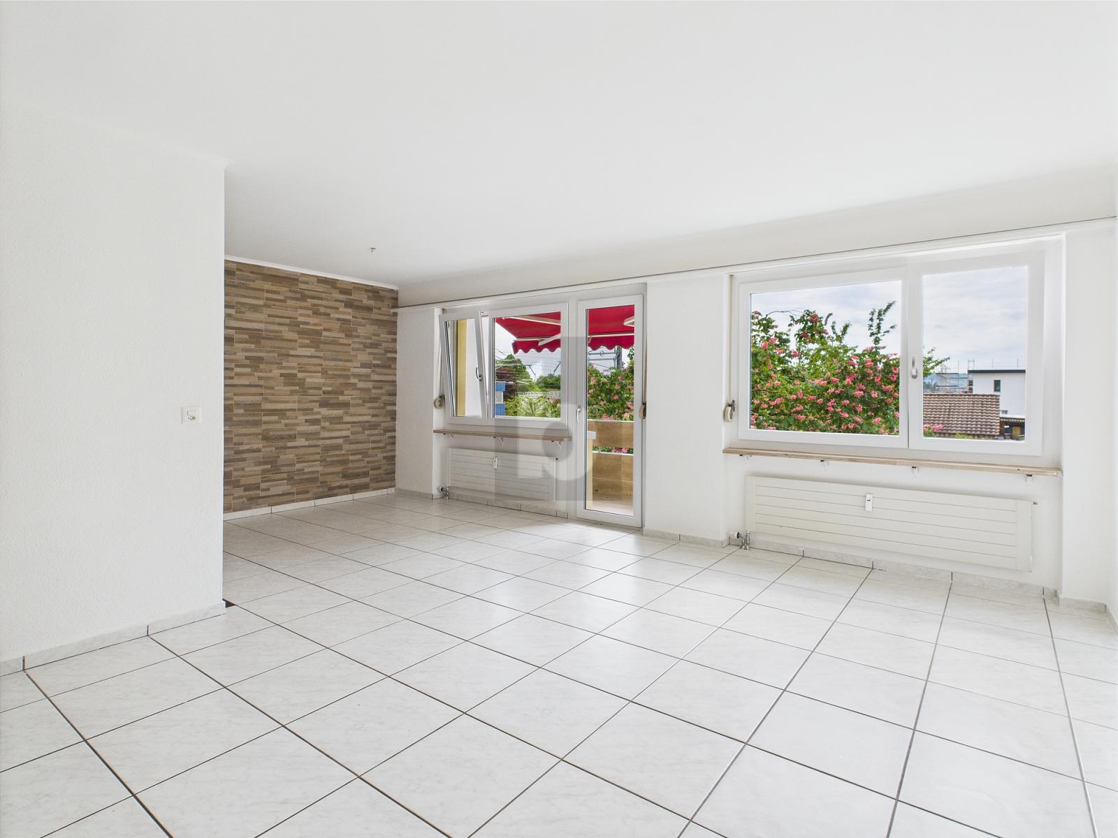 RENOVIERT UND HELL MIT SONNIGEM BALKON! - 2