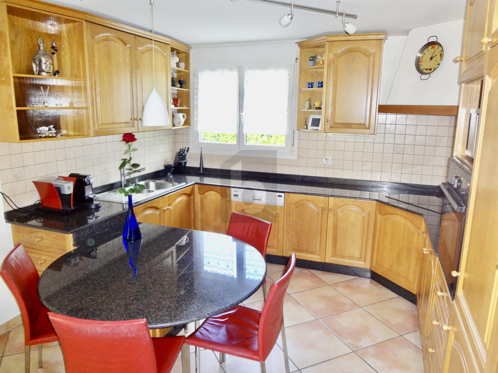 MAGNIFIQUE VILLA AVEC STUDIO INDÉPENDANT DE 45M2 - 3