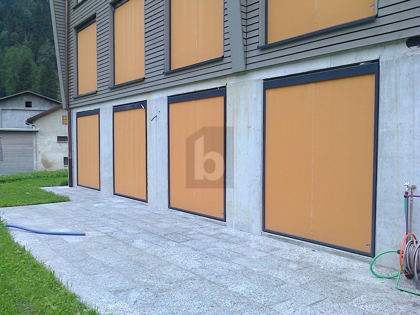 MODERNO E LUMINOSO CON GIARDINO - 1