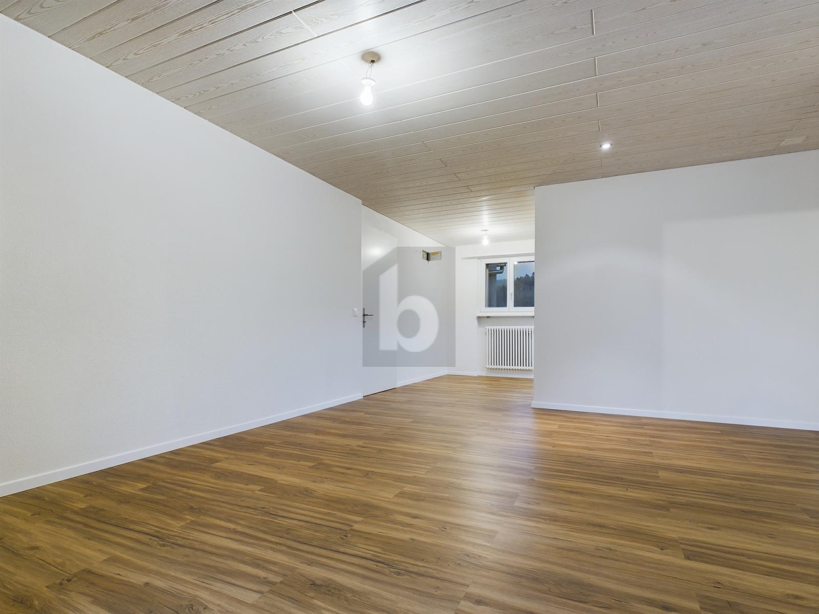 NEU RENOVIERT MIT BALKON - 4
