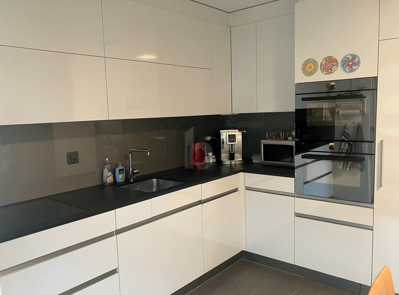 MODERN, RENOVIERT MIT HOHEM AUSBAUSTANDARD - 0