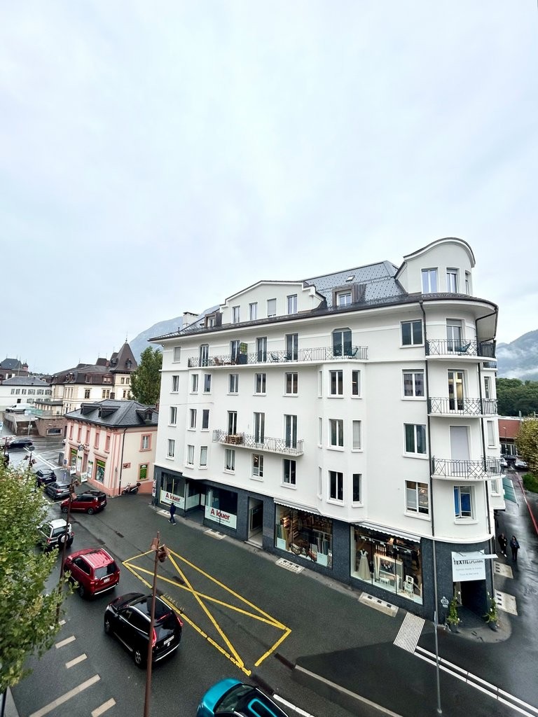 Bureau au centre ville de Sierre à louer de suite ou à convenir - 1