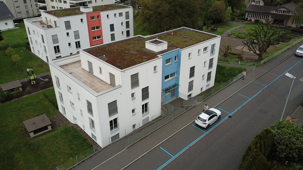 Helle und moderne Attikawohnung im Herzen von Menziken - 0