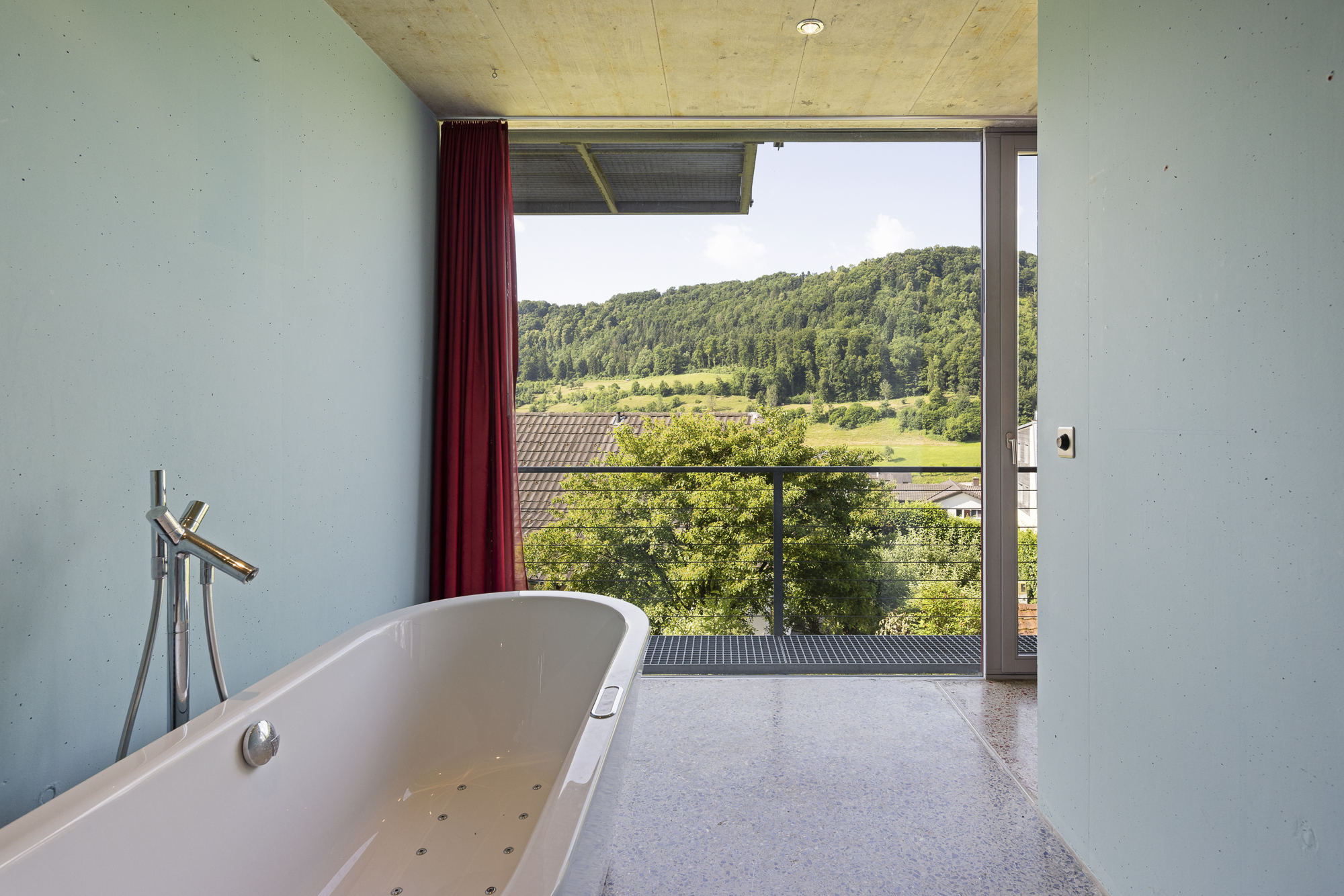 Stilvoller Wohntraum mit atemberaubender Aussicht - 10