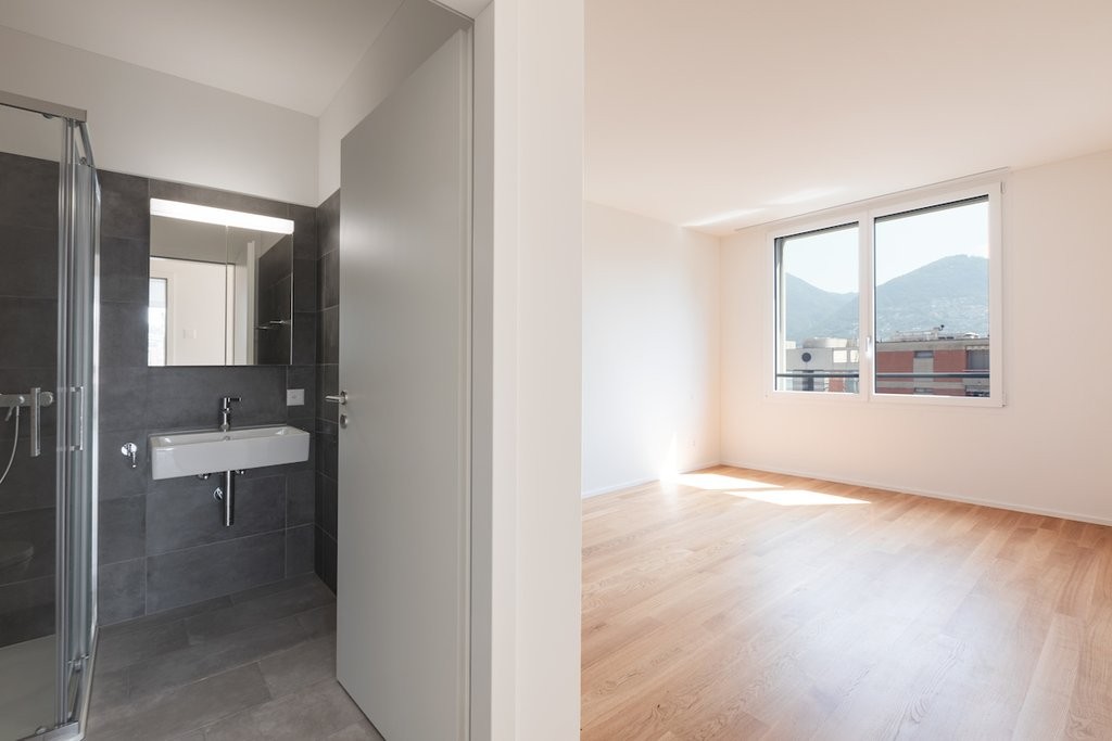 Luminoso e moderno 3.5 locali nel cuore di Massagno - 7